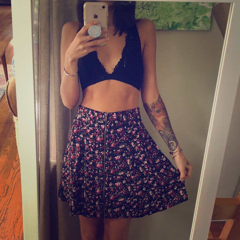 High wasted zipper skirt